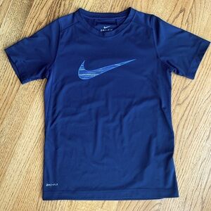 Nike boys DRI-FIT t-shirt, sz Small